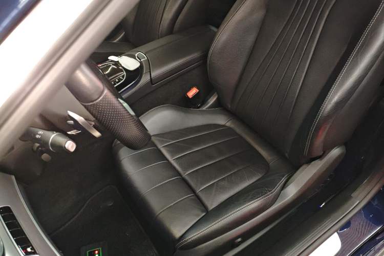 Used Mercedes-Benz E-Class 2019 E 300 Coupe Left Front Seat