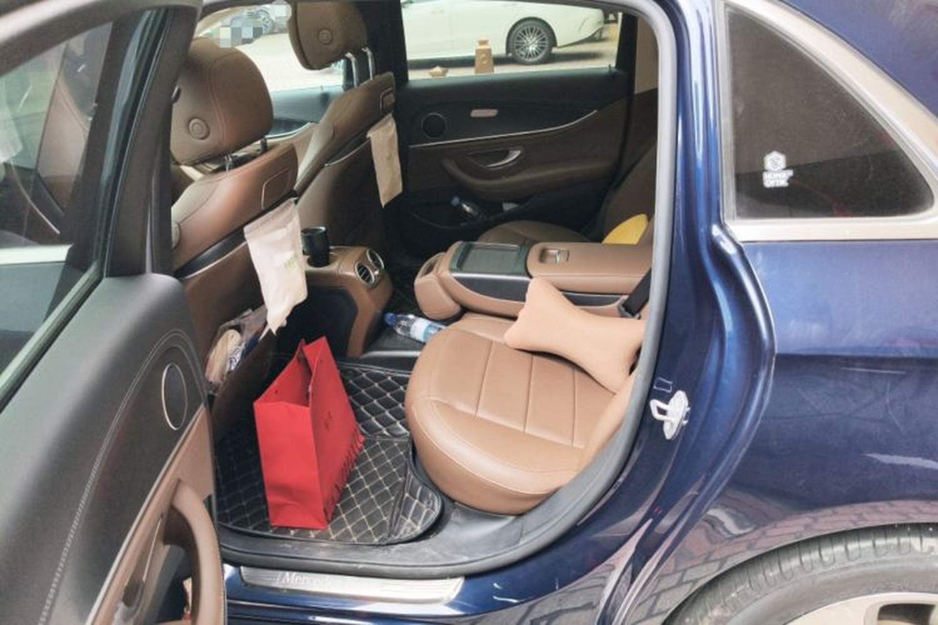 Used Mercedes-Benz E-Class 2019 E 300 L Sporty and Stylish Model Left Rear Seat