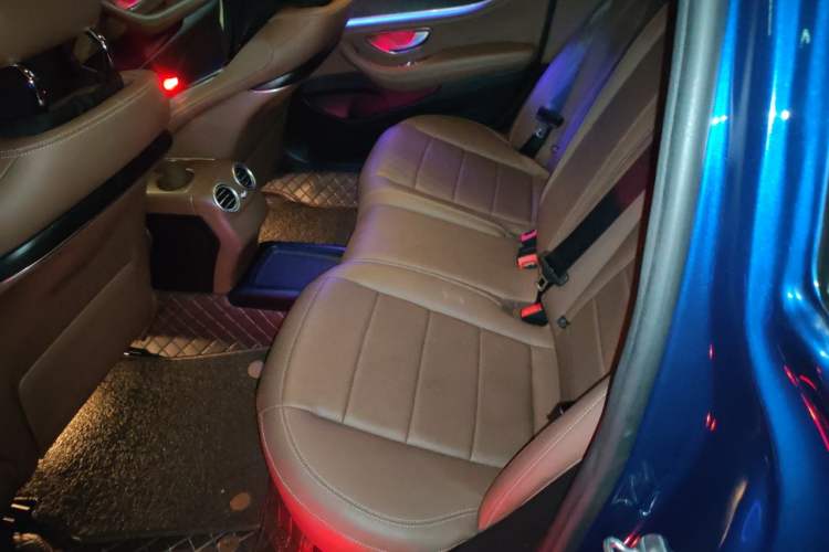 Used Mercedes-Benz E-Class 2019 E 260 L Sport Edition Left Rear Seat