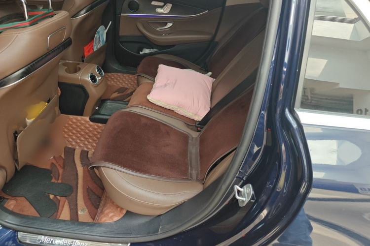 Used Mercedes-Benz E-Class 2019 E 300 L Sport Luxury Edition Left Rear Seat
