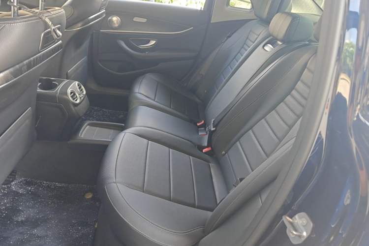 Used Mercedes-Benz E-Class 2019 E 300 L Sporty and Stylish Model Left Rear Seat