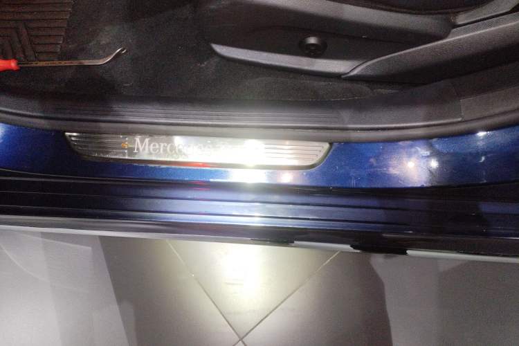 Used Mercedes-Benz E-Class 2019 E 260 L Sport Edition Left Side Sill
