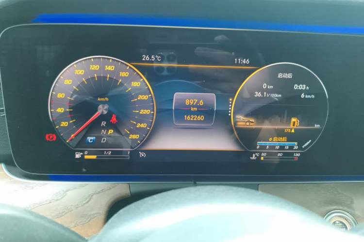 Used Mercedes-Benz E-Class 2019 E 200 L Odometer Close Up