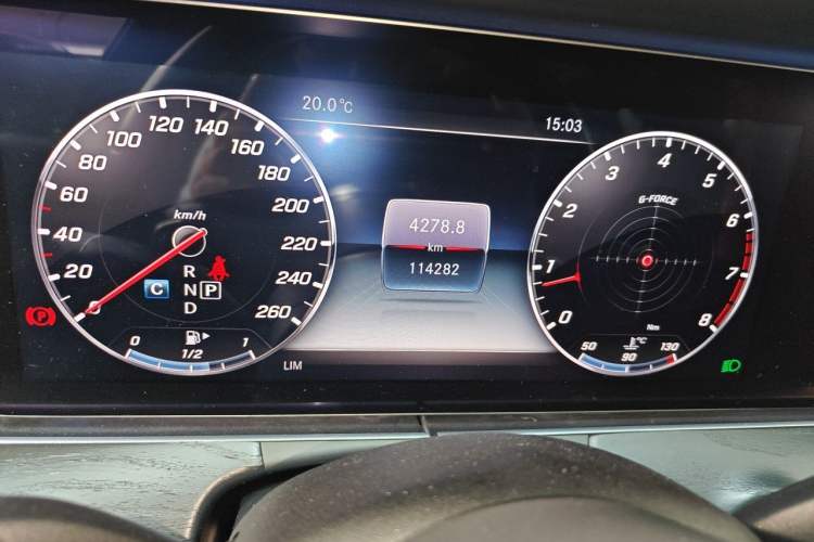 Used Mercedes-Benz E-Class 2019 E 300 L Sport Luxury Edition Odometer Close Up