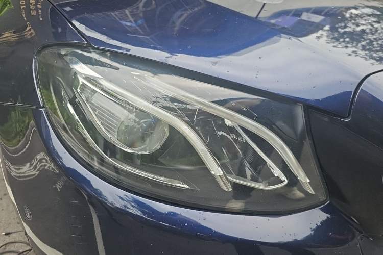 Used Mercedes-Benz E-Class 2019 E 300 L Sporty and Stylish Model Right Front Headlight