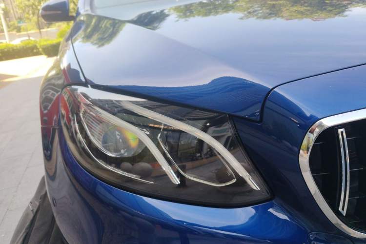 Used Mercedes-Benz E-Class 2019 E 260 L Sport Edition Right Front Headlight