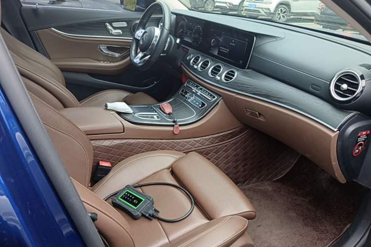 Used Mercedes-Benz E-Class 2019 E 260 L Sport Edition Right Front Seat