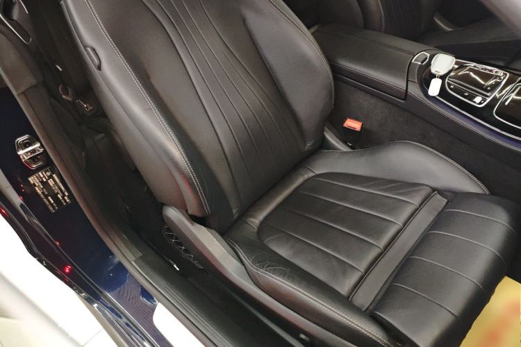 Used Mercedes-Benz E-Class 2019 E 300 Coupe Right Front Seat