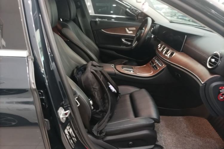 Used Mercedes-Benz E-Class 2019 E 200 L Right Front Seat