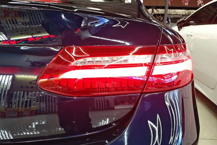 Used Mercedes-Benz E-Class 2019 E 300 Coupe Right Rear Taillight