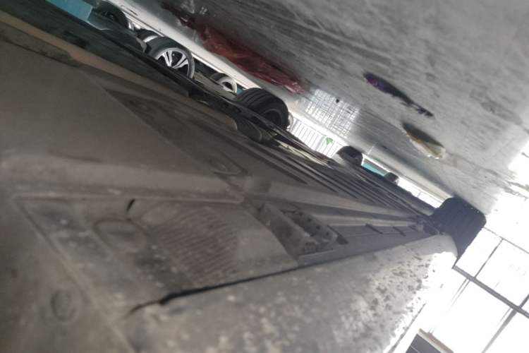 Used Mercedes-Benz E-Class 2019 E 200 Sport Edition Right Side Sill