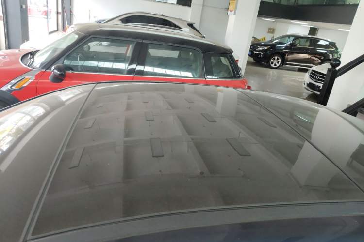 Used Mercedes-Benz E-Class 2019 E 300 L Luxury Model Roof