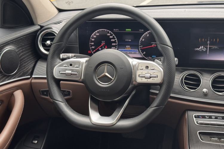 Used Mercedes-Benz E-Class 2019 E 260 L Sport Edition Steering Wheel