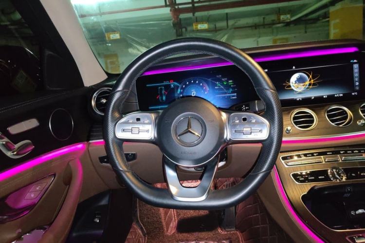 Used Mercedes-Benz E-Class 2019 E 260 L Sport Edition Steering Wheel
