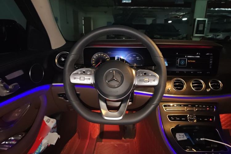 Used Mercedes-Benz E-Class 2019 E 300 L Sporty and Stylish Model Steering Wheel