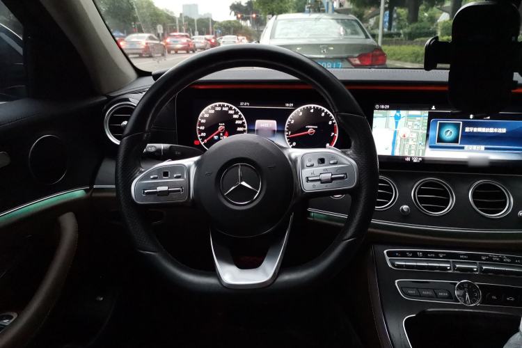 Used Mercedes-Benz E-Class 2019 Restyled E 300 L Sporty and Stylish Edition Steering Wheel