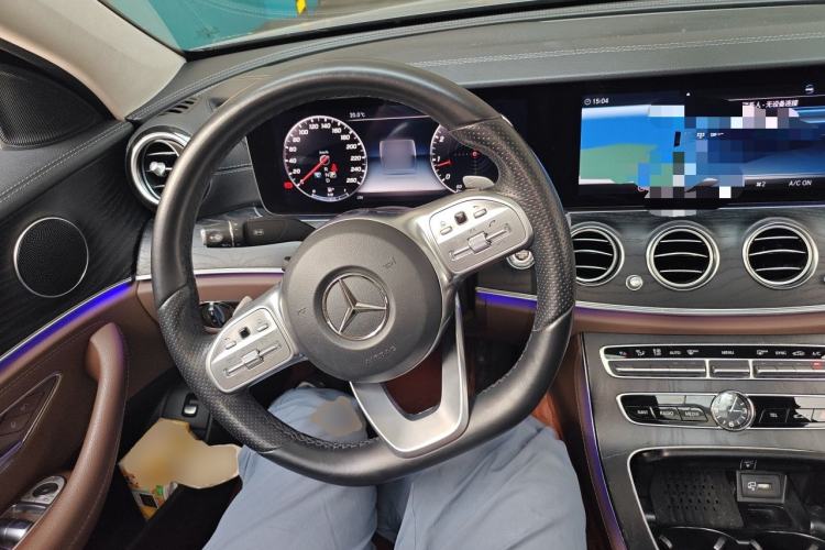 Used Mercedes-Benz E-Class 2019 E 300 L Sport Luxury Edition Steering Wheel
