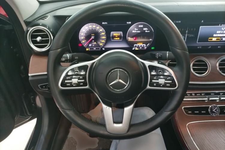 Used Mercedes-Benz E-Class 2019 E 200 L Steering Wheel