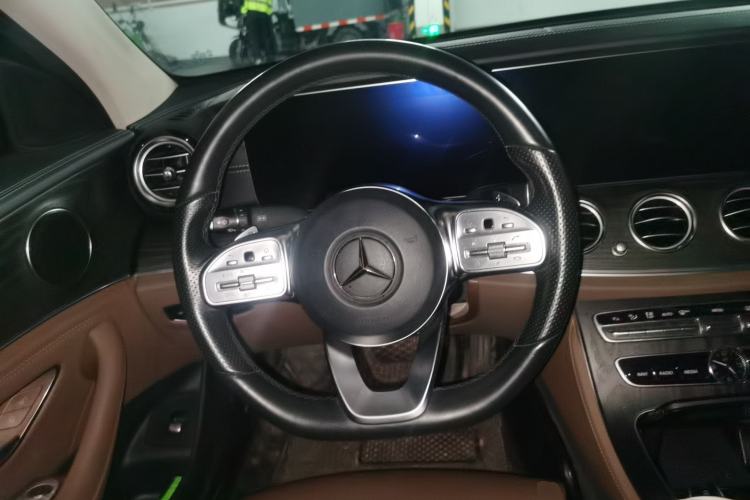 Used Mercedes-Benz E-Class 2019 E 260 L Sport Edition Steering Wheel