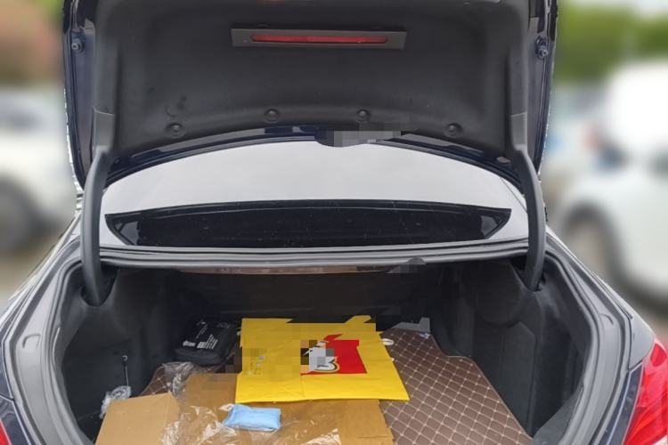 Used Mercedes-Benz E-Class 2019 Restyled E 300 L Sport Luxury Edition Trunk