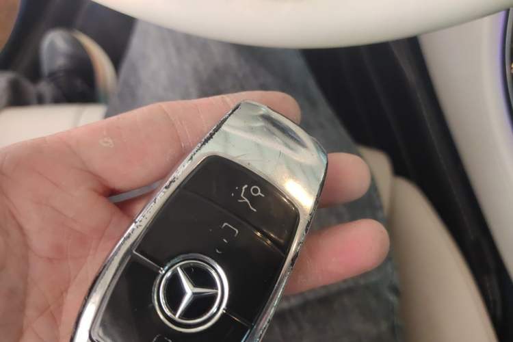 Used Mercedes-Benz E-Class 2019 E 200 4MATIC Coupe Vehicle Key