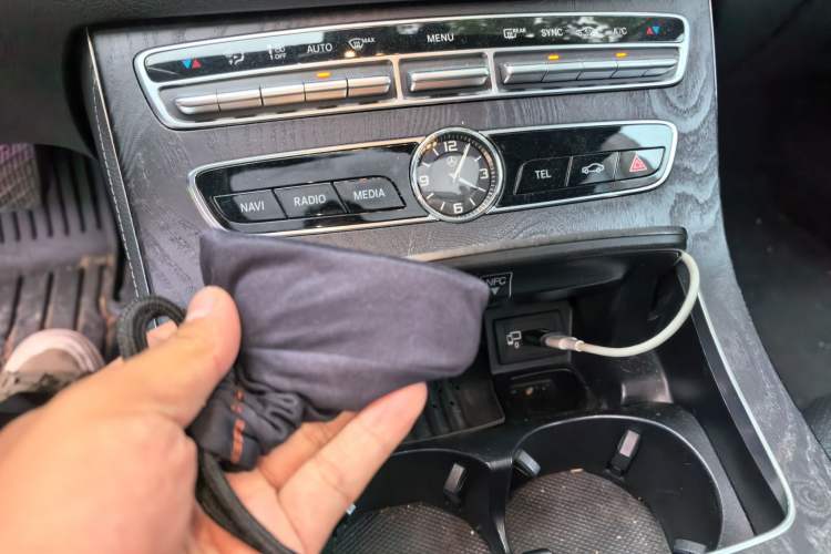 Used Mercedes-Benz E-Class 2019 E 260 Sport Edition Vehicle Key