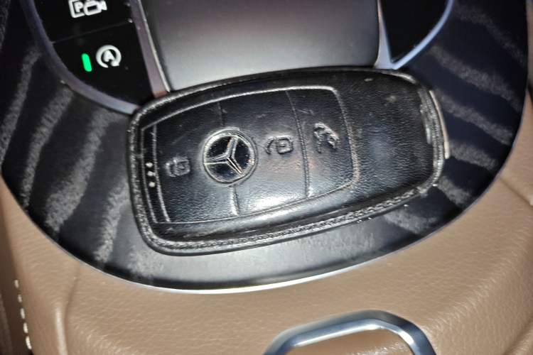 Used Mercedes-Benz E-Class 2019 E 260 Sport Edition Vehicle Key