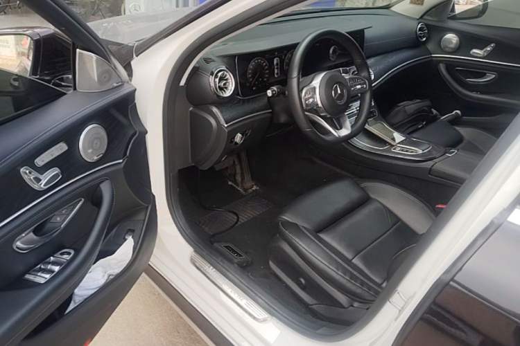 Used Mercedes-Benz E-Class 2019 E 200 L Sport Edition Driver Seat