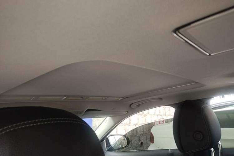 Used Mercedes-Benz E-Class 2019 E 200 L Sport Edition Headliner