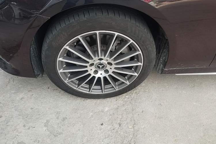 Used Mercedes-Benz E-Class 2019 E 200 L Sport Edition Left Front Wheel Hub