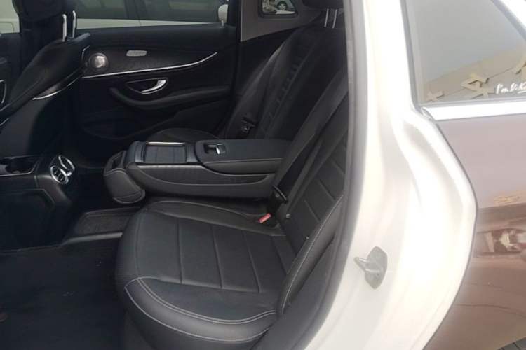 Used Mercedes-Benz E-Class 2019 E 200 L Sport Edition Left Rear Seat