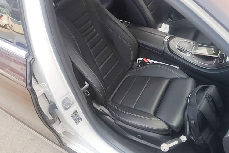 Used Mercedes-Benz E-Class 2019 E 200 L Sport Edition Right Front Seat