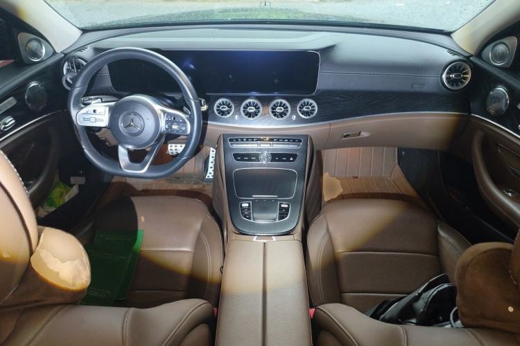 Used Mercedes-Benz E-Class 2019 E 300 L Sporty and Stylish Model Center Console