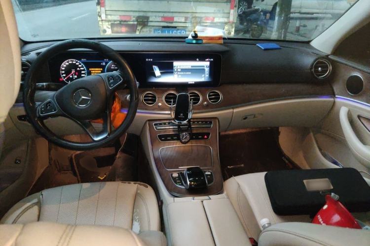 Used Mercedes-Benz E-Class 2019 E 300 L Stylish Model Center Console
