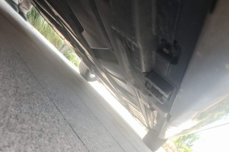 Used Mercedes-Benz E-Class 2019 E 260 Sport Edition Chassis Rear Right