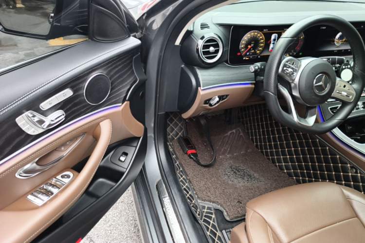 Used Mercedes-Benz E-Class 2019 Restyled E 300 L Sporty and Stylish Edition Driver Seat