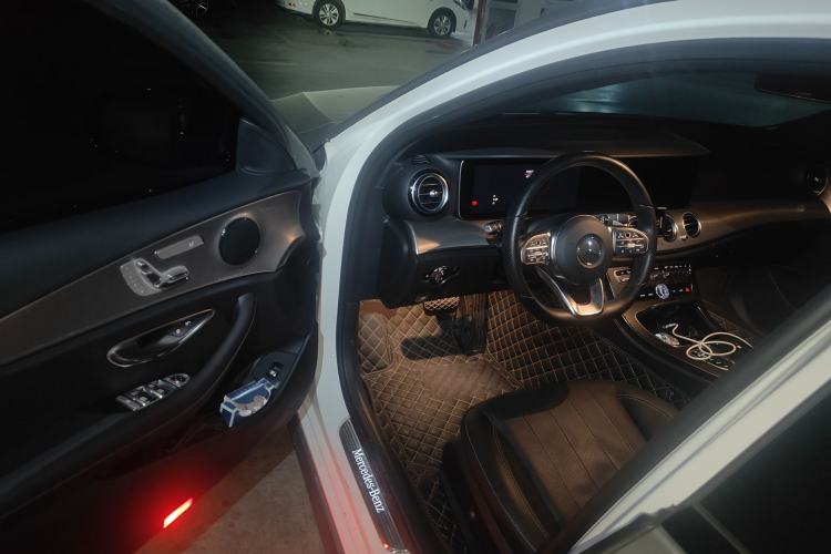 Used Mercedes-Benz E-Class 2019 E 260 Sport Edition Driver Seat