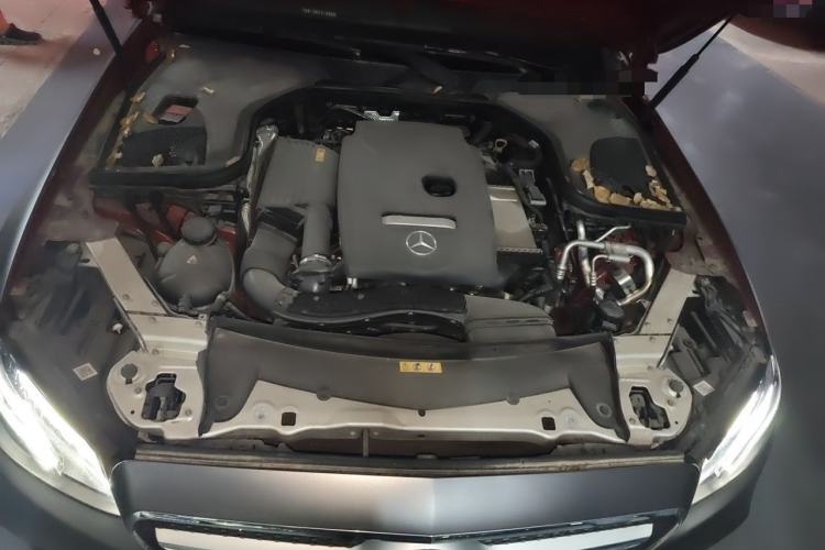 Used Mercedes-Benz E-Class 2019 E 200 Coupe Engine Bay