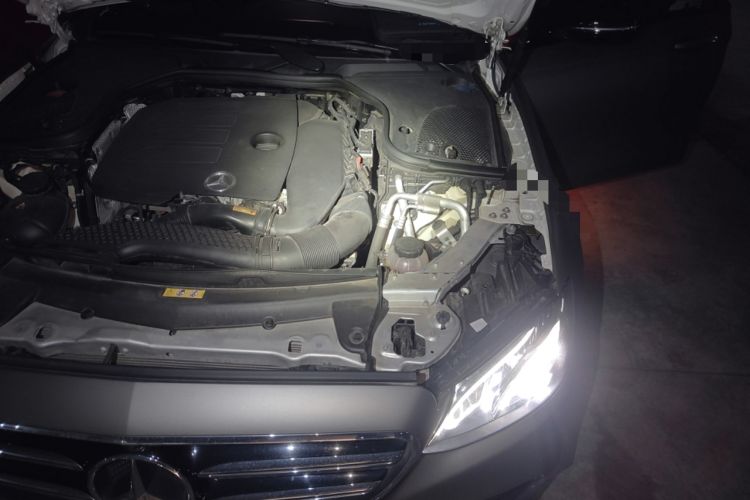 Used Mercedes-Benz E-Class 2019 E 260 Sport Edition Engine Bay Left