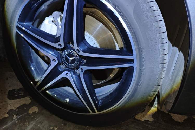 Used Mercedes-Benz E-Class 2019 E 260 Sport Edition Exterior 1
