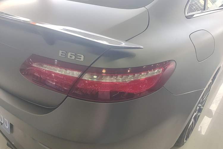 Used Mercedes-Benz E-Class 2019 E 200 Coupe Exterior 3