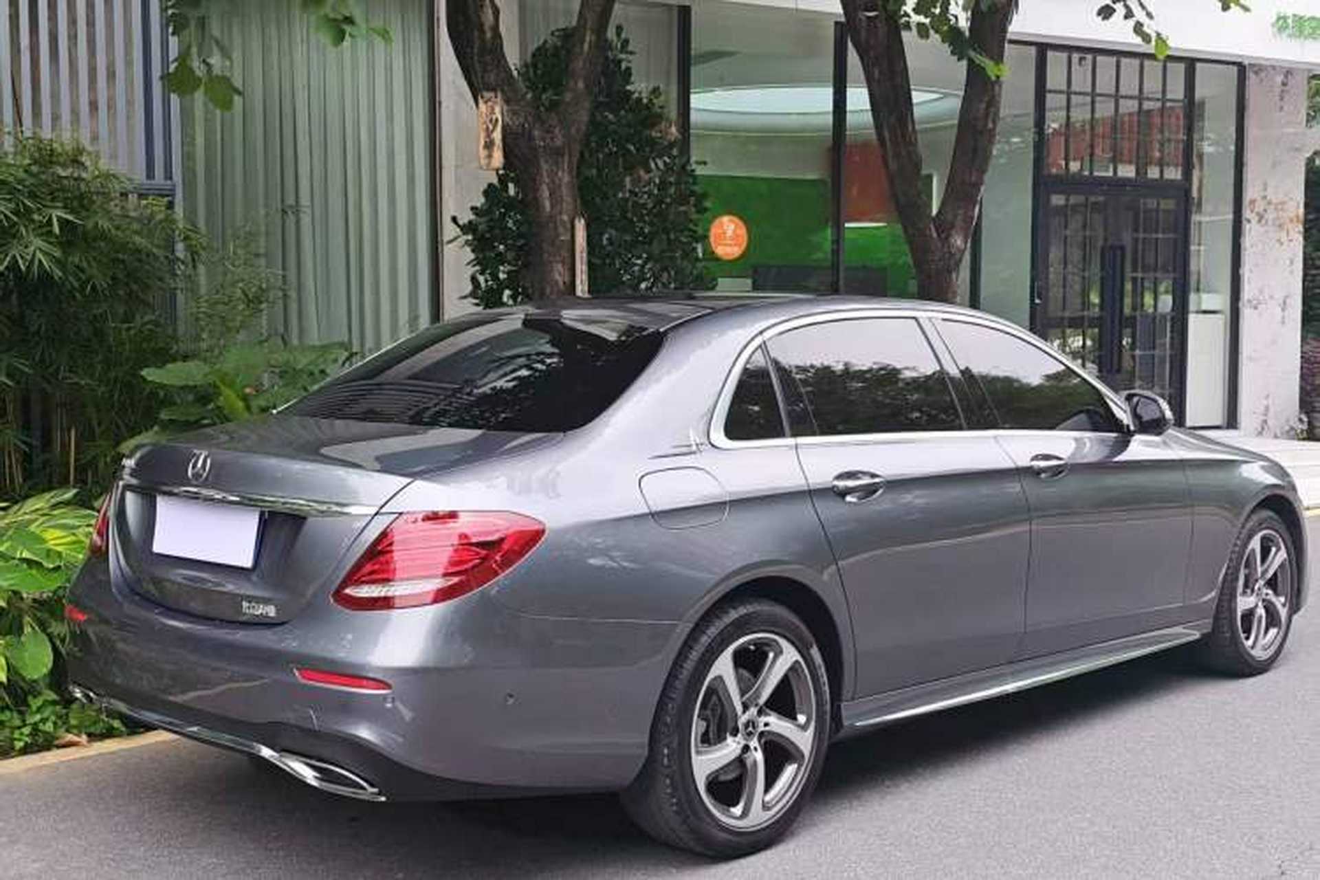 Used Mercedes-Benz E-Class 2019 Restyled E 300 L Sporty and Stylish Edition Exterior 4
