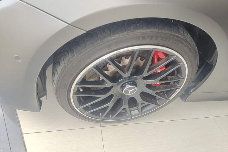 Used Mercedes-Benz E-Class 2019 E 200 Coupe Exterior 4