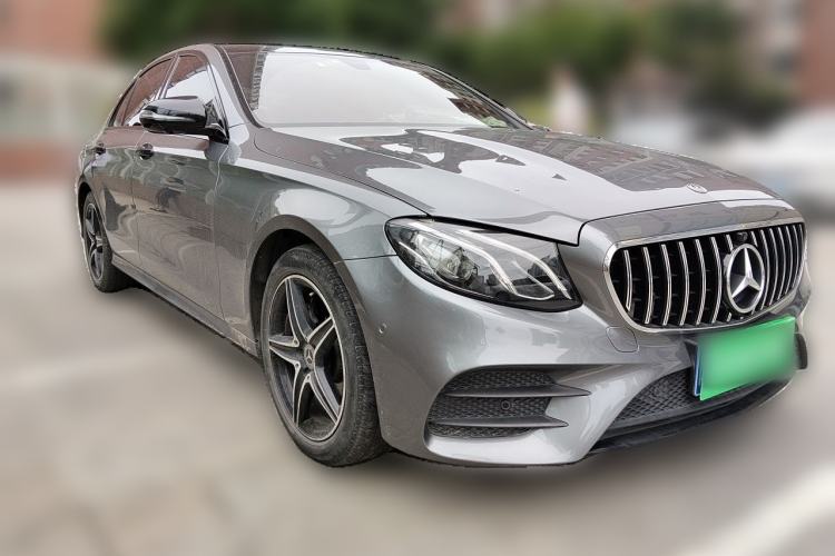 Used Mercedes-Benz E-Class 2019 E 200 Sport Edition Front Right 45 Deg