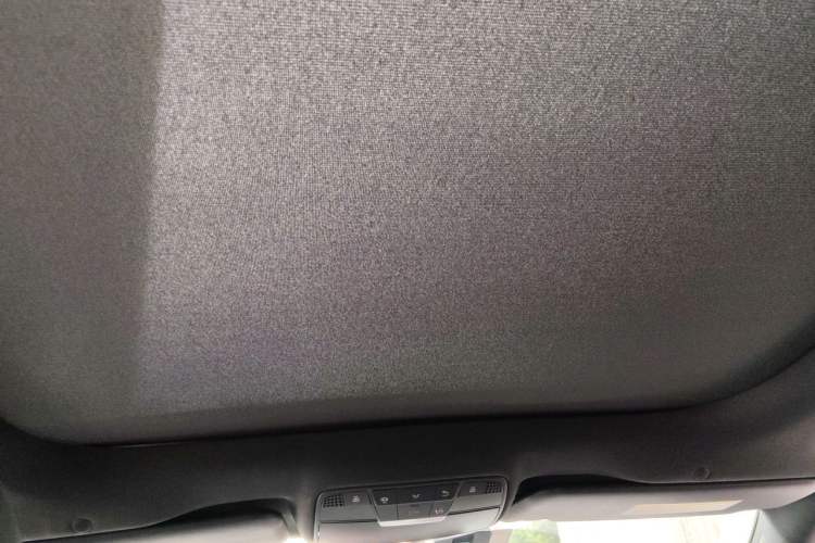 Used Mercedes-Benz E-Class 2019 E 200 Sport Edition Headliner