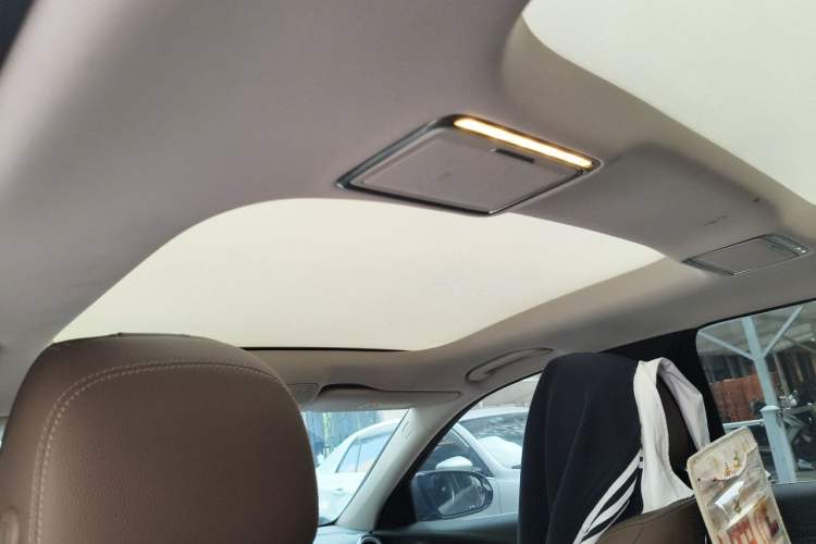 Used Mercedes-Benz E-Class 2019 E 300 L Sporty and Stylish Model Headliner