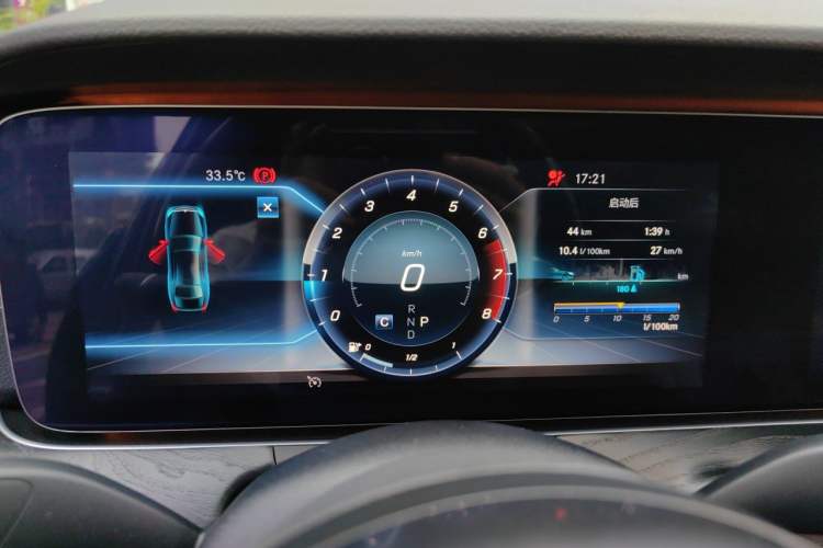 Used Mercedes-Benz E-Class 2019 E 300 L Sporty and Stylish Model Instrument Cluster