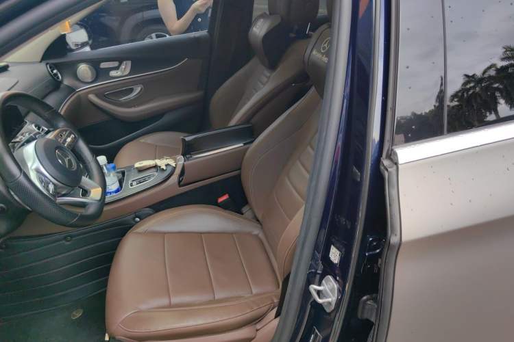 Used Mercedes-Benz E-Class 2019 E 300 L Sporty and Stylish Model Left Front Seat