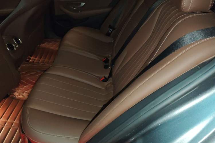 Used Mercedes-Benz E-Class 2019 E 260 Sport Edition Left Rear Seat