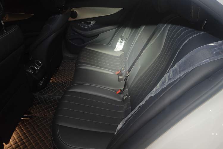 Used Mercedes-Benz E-Class 2019 E 260 Sport Edition Left Rear Seat